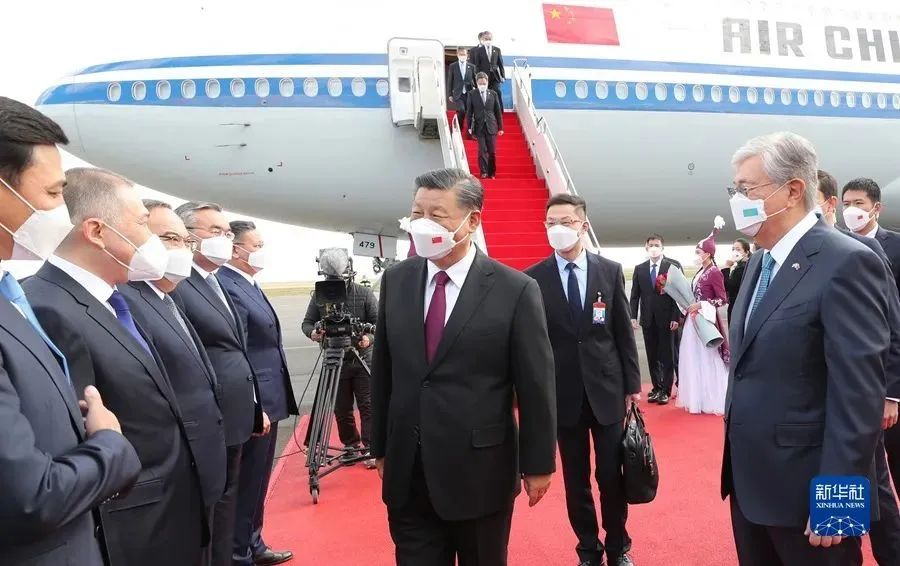 President Xi Jinping Pays a State Visit to the Kazakhstan(图1)