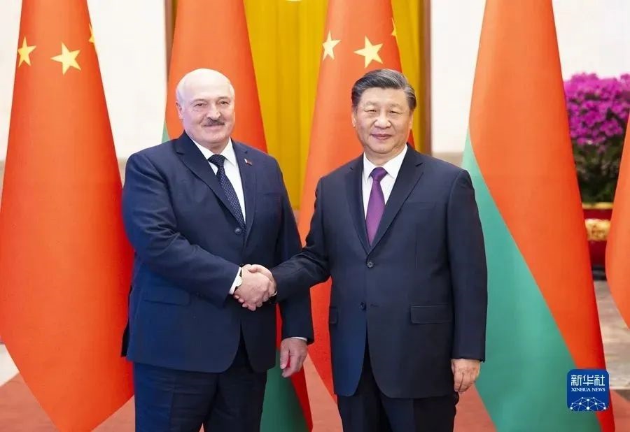 Xi Jinping held talks with President Lukashenko of Belarus(图1)