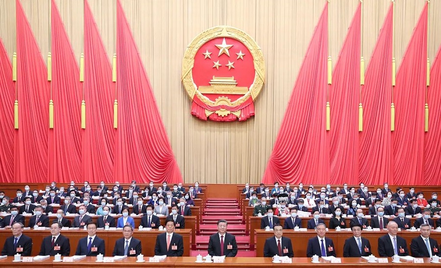 First session of the 14th National Peoples Congress opened(图1)