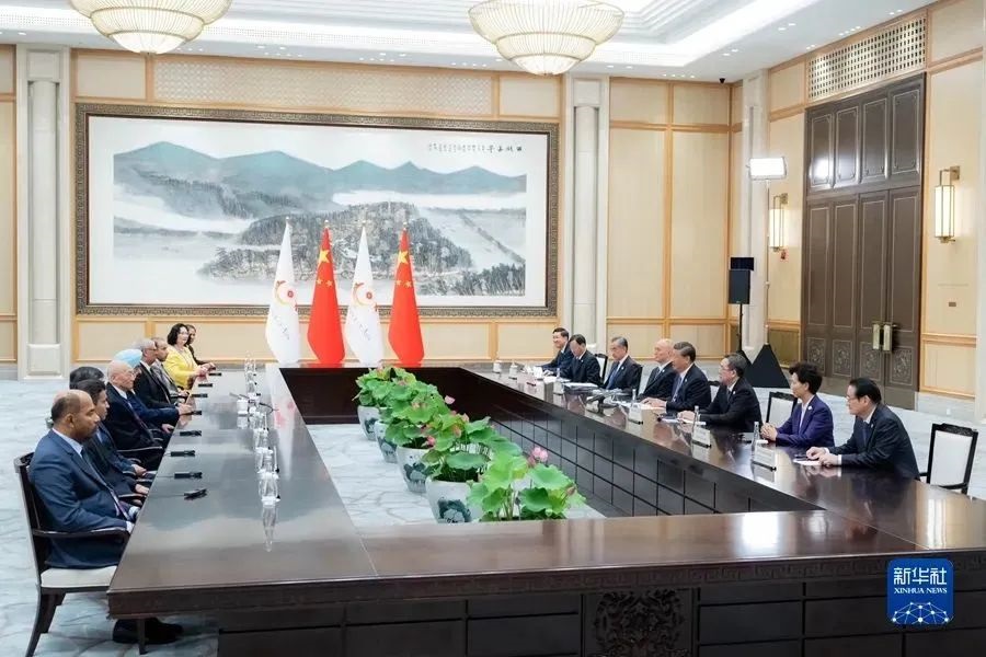 President Xi Jinping met with four leaders(图8)