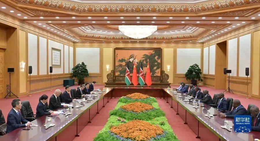 President Xi Jinping meets with Kenya President Ruto (图2)