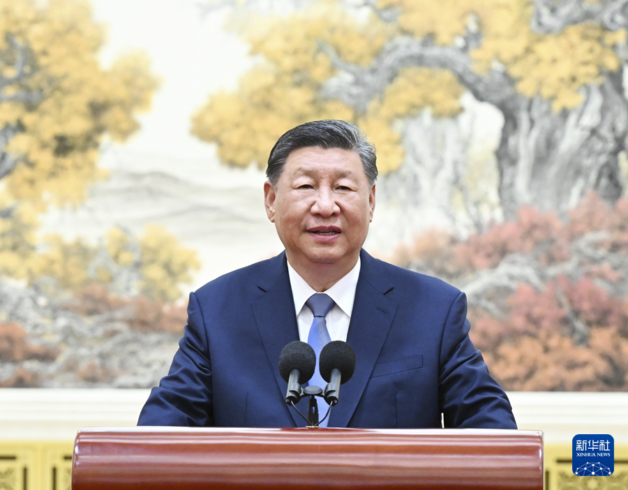 President Xi Jinping meets with China's Olymp